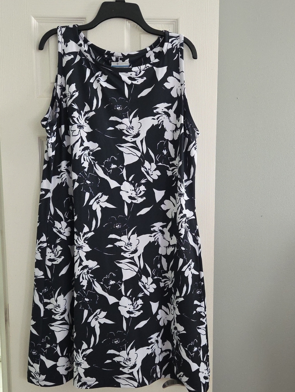 Sleeveless Black & White Floral A-Line Dress